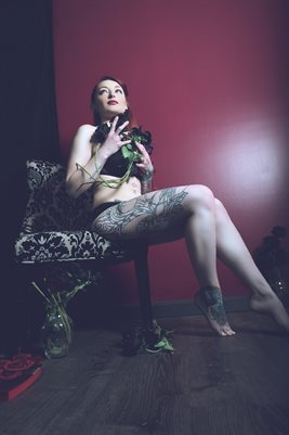 Poster The Red Witch