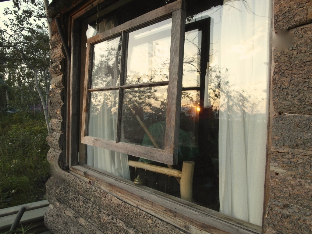 MH bunkie pic window