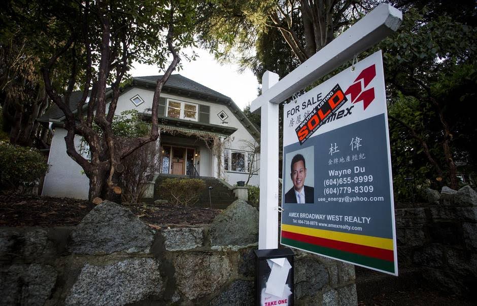 unnamed.jpg unnamed.jpg