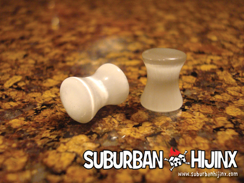 White Glass Saddle Plug