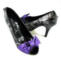 Bowskullshoes_medium