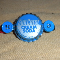 Suncrest Cream Soda Bottle Cap Hair Clip