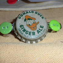 Donald Duck Ginger Ale Bottle Cap Hair Clip