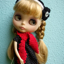 black and white hairband