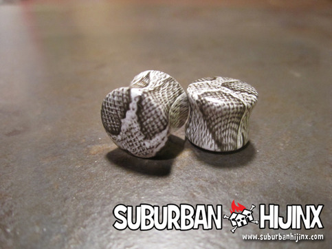 Snake Skin Acrylic Saddle Plug