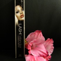 Lashextender02_medium