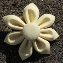 Fabulous Flowers - Lite Yellow