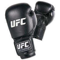 Ufc_leather_heavy_bag_glove_medium