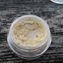 Sandy Eye Pigment