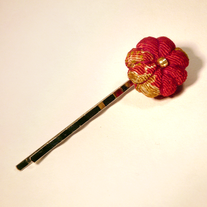 Red Chirimen Chrysanthemum hair pin