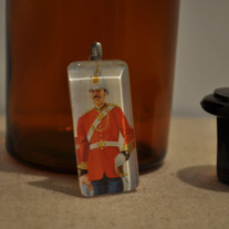 Nsw_infantry_collector_card_pendant_medium