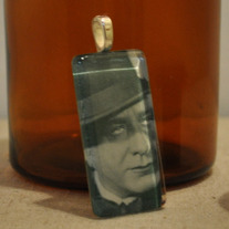 Matheson_lang_collector_card_glass_pendant__medium