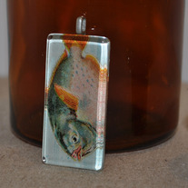 King-fish_collector_card_pendant__medium