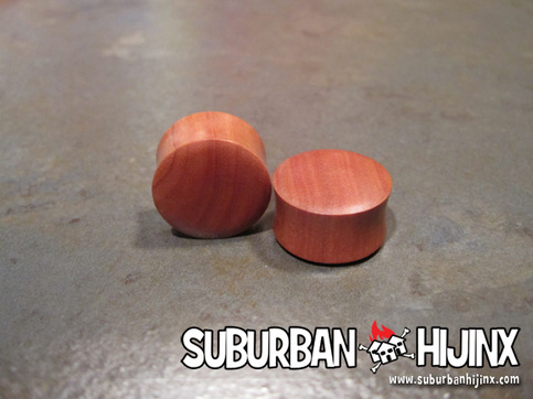 Saba Wood Saddle Plug