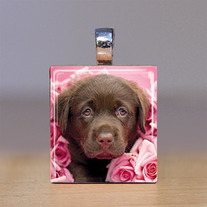 Scrabble Tile Pendant - Puppy with roses - Dogs 10