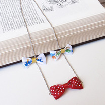 At_the_circus_necklace_3_medium