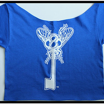 Ladies "Key Logo" cropped tee...