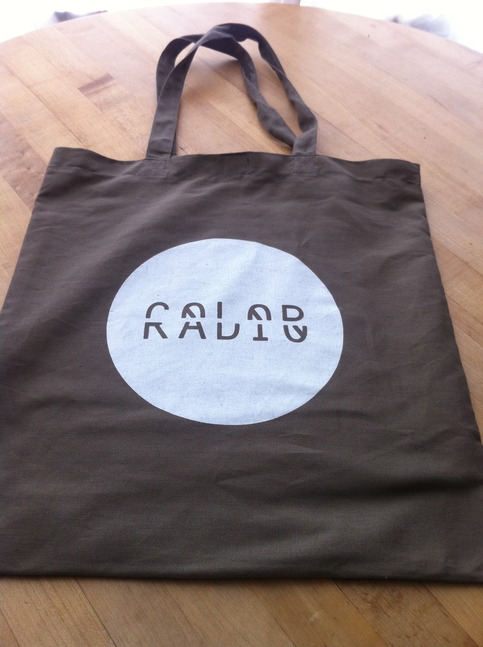 Tote Bag Circle Logo