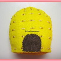 Bee_hive_pincushion_medium