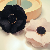 Set of Wool Flower Hair Clips