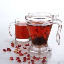 Teaze_20with_20rosebuds_medium