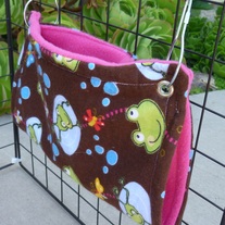 WPT Hammock - Froggy Fun Flannel & Fuchsia Fleece