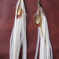 SAHARA Long White Feather Earring