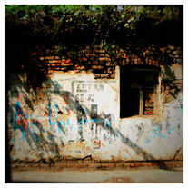 4x4 | Shadows on a wall.