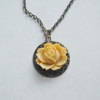 Yellow Flower necklace