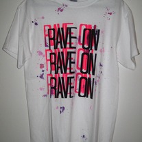 White2 RAVE ON Graphic T