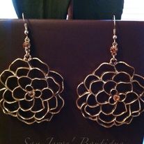 Gold_flower1_medium