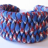 Paracord "Survival" Bracelet - Patriotic Camo Trilobite