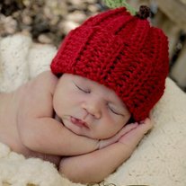 infant's Apple hat