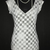 Delias_checker_shirt_front_medium