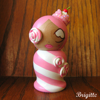 Kokeshi Doll #75 Dame Lolly