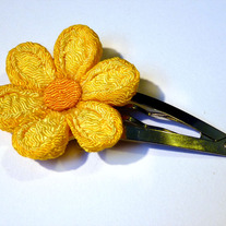 Six petal hair clip
