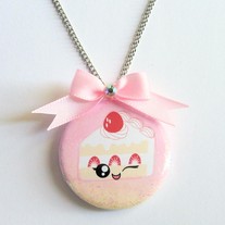 Cakenecklace1_medium