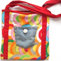 Shoulder Bag with Pocket