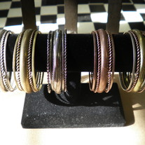 Stricken Bangle Set