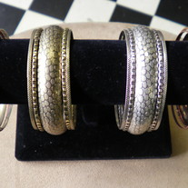 Cobble Bangle Set