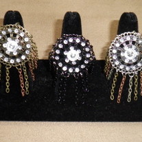 Chained Element Ring