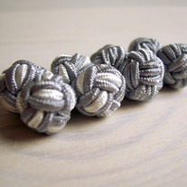 Grey_medium