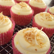 Pina Colada Cupcakes (per dozen)
