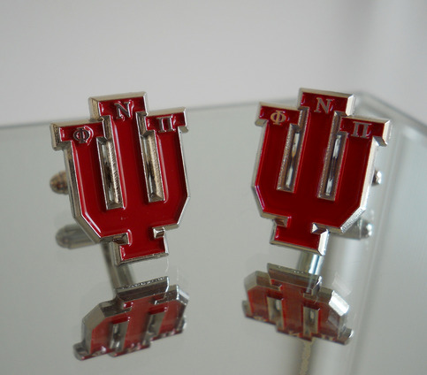 Iu_20cufflinks_20red_20lead_20pic_large