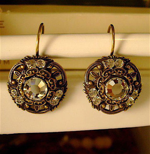 VICTORIANA in brass