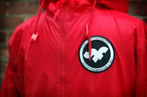 Windbreaker w/ hood