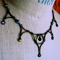 MEDIEVAL COLLAR