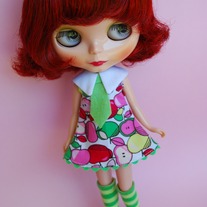 Pop II Dress for Blythe - Retro Apples