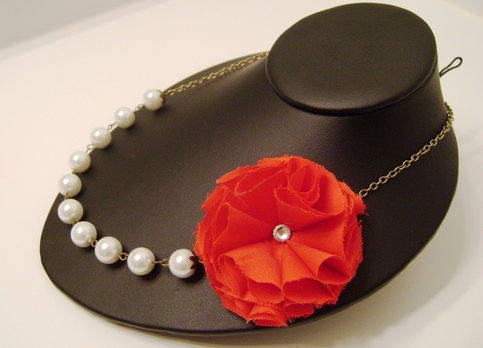 Deep Red Fabric Flower Pearl Necklace, Rose Vintage Necklace, Bridesmaid Necklace, Wedding Jewelry, Flower Necklace
