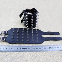 Pulsera Pinchos Punk / Punk Spikes Wristband YS052